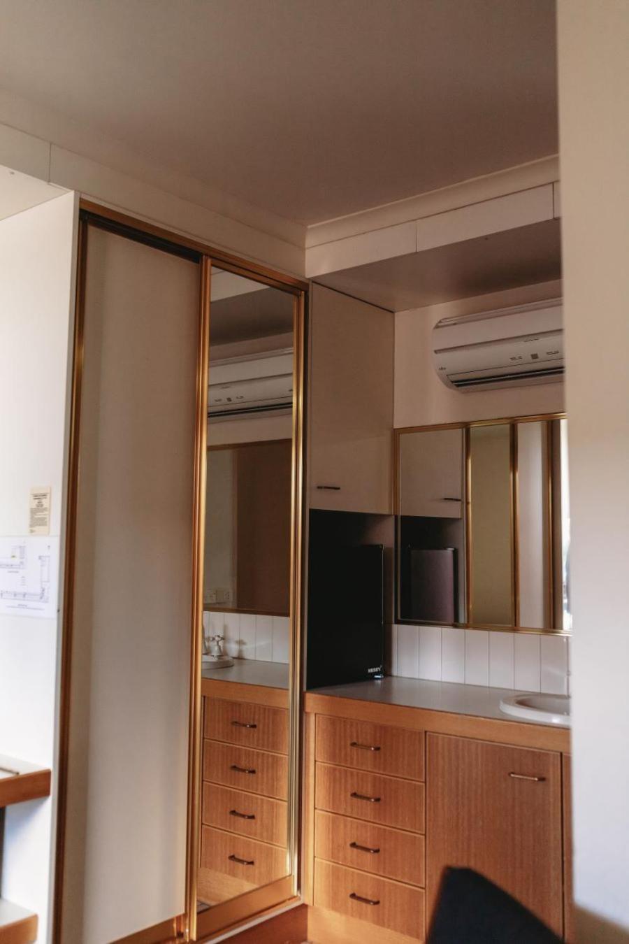 อีชูก้านาร์ยโบโฮเต็ล Motel เอชูกา ภายนอก รูปภาพ