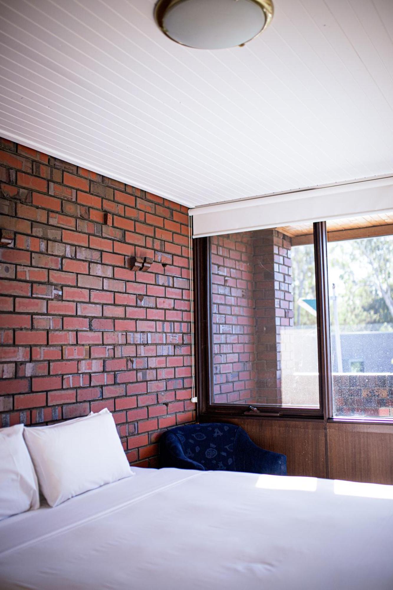 อีชูก้านาร์ยโบโฮเต็ล Motel เอชูกา ภายนอก รูปภาพ
