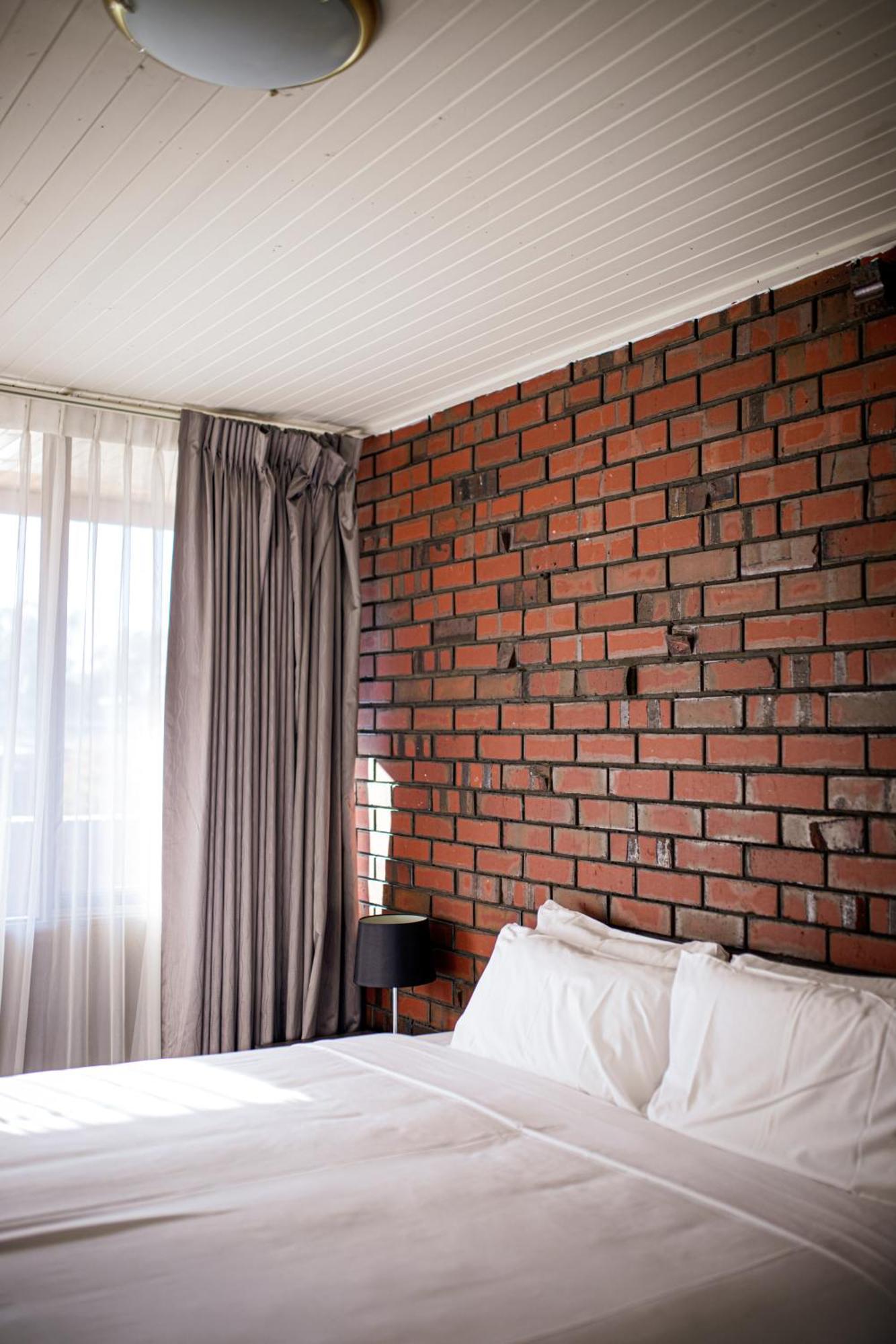 อีชูก้านาร์ยโบโฮเต็ล Motel เอชูกา ภายนอก รูปภาพ