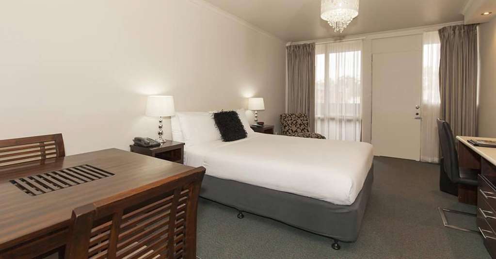 อีชูก้านาร์ยโบโฮเต็ล Motel เอชูกา ภายนอก รูปภาพ